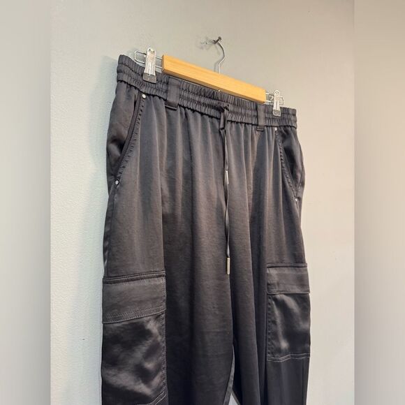 Black WHBM Satiny Cargo Joggers Size 10 VGUC - Picture 2 of 7